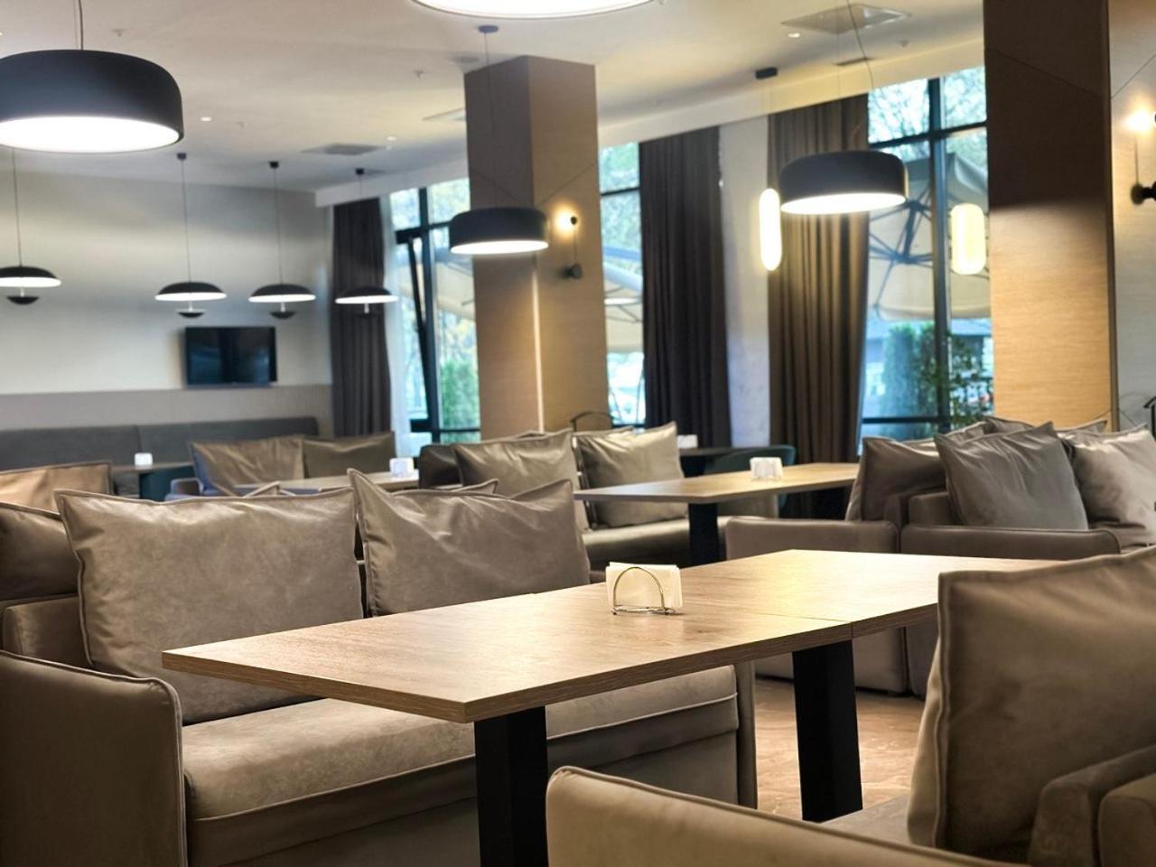 Raavah Aparthotel 阿拉木图 外观 照片
